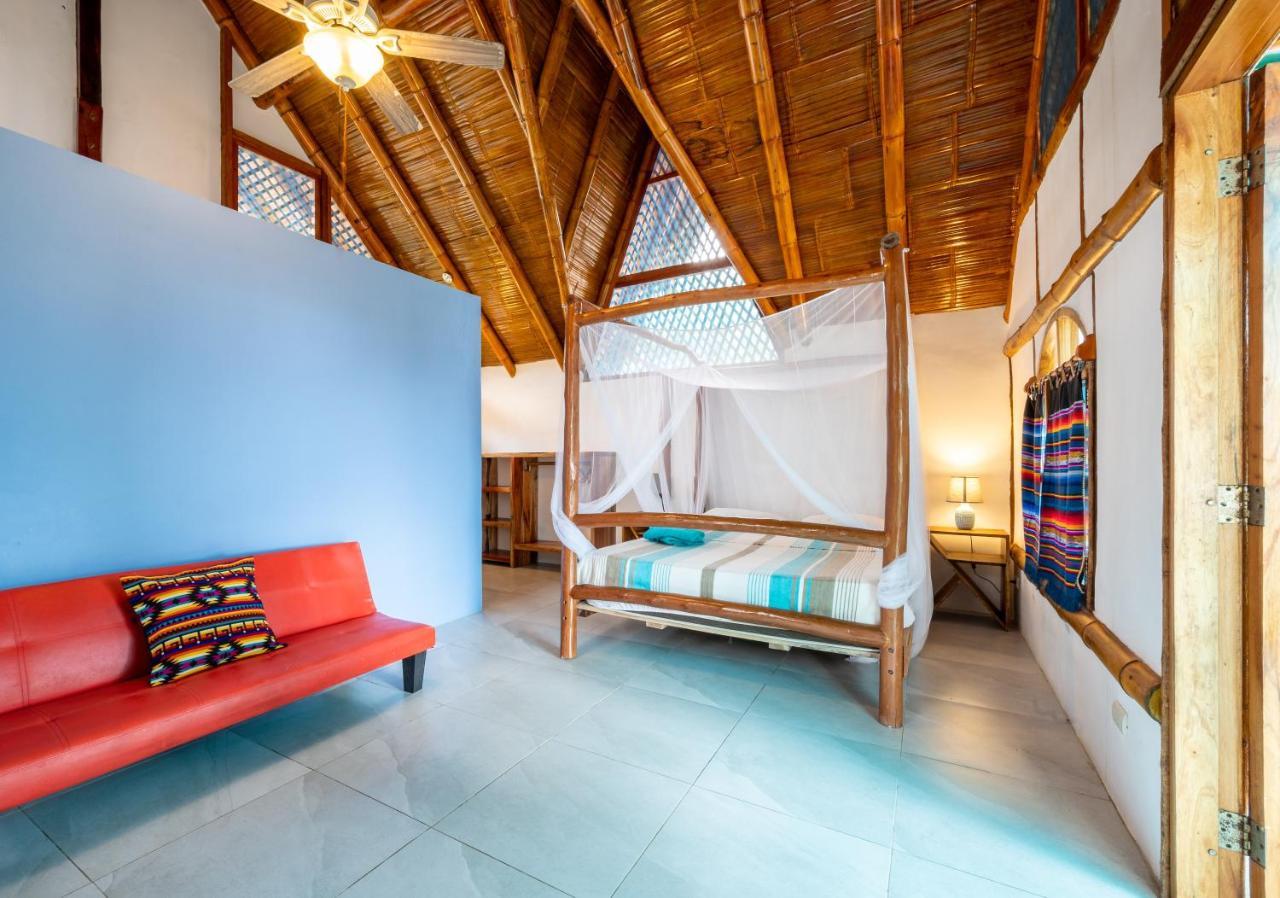 Casa Del Sol Hostel มอนตาญิตาร์ ภายนอก รูปภาพ