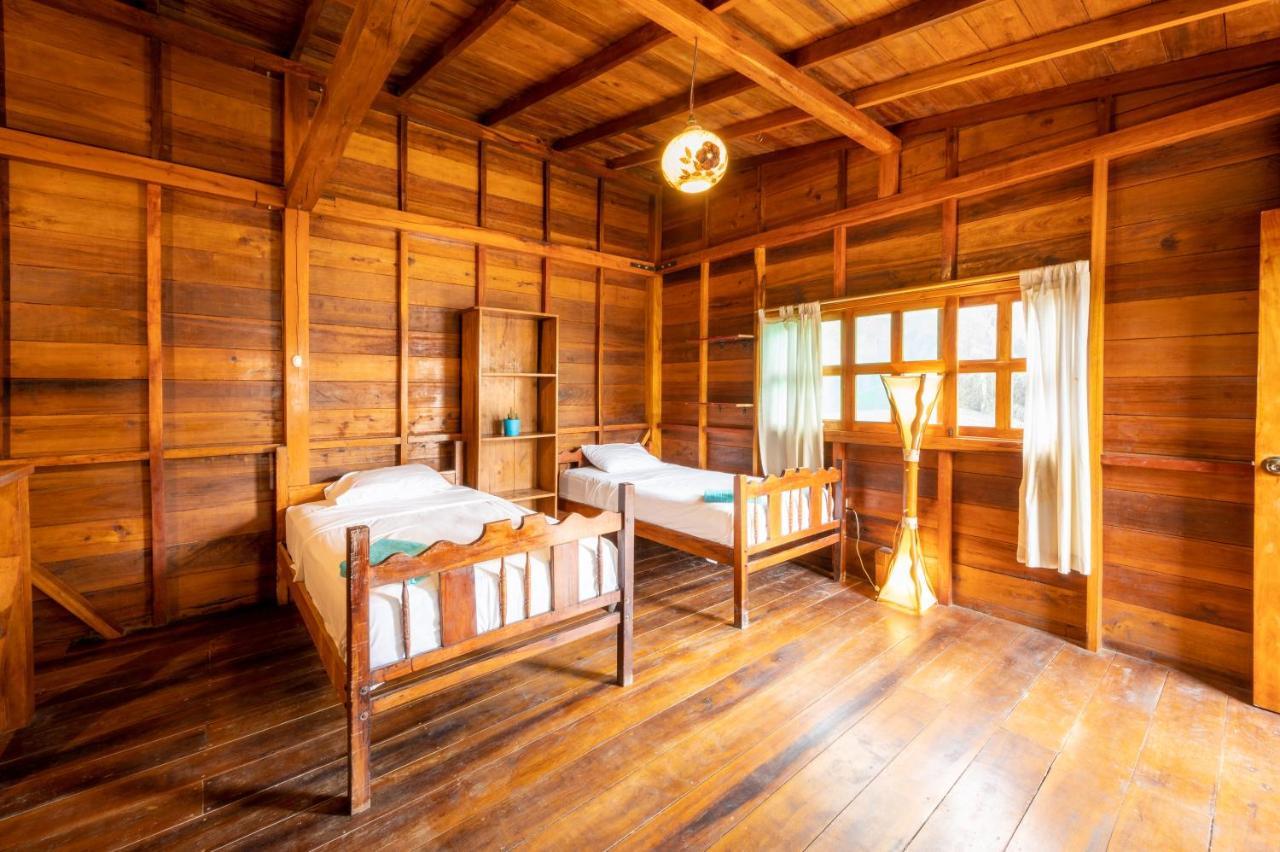 Casa Del Sol Hostel มอนตาญิตาร์ ภายนอก รูปภาพ