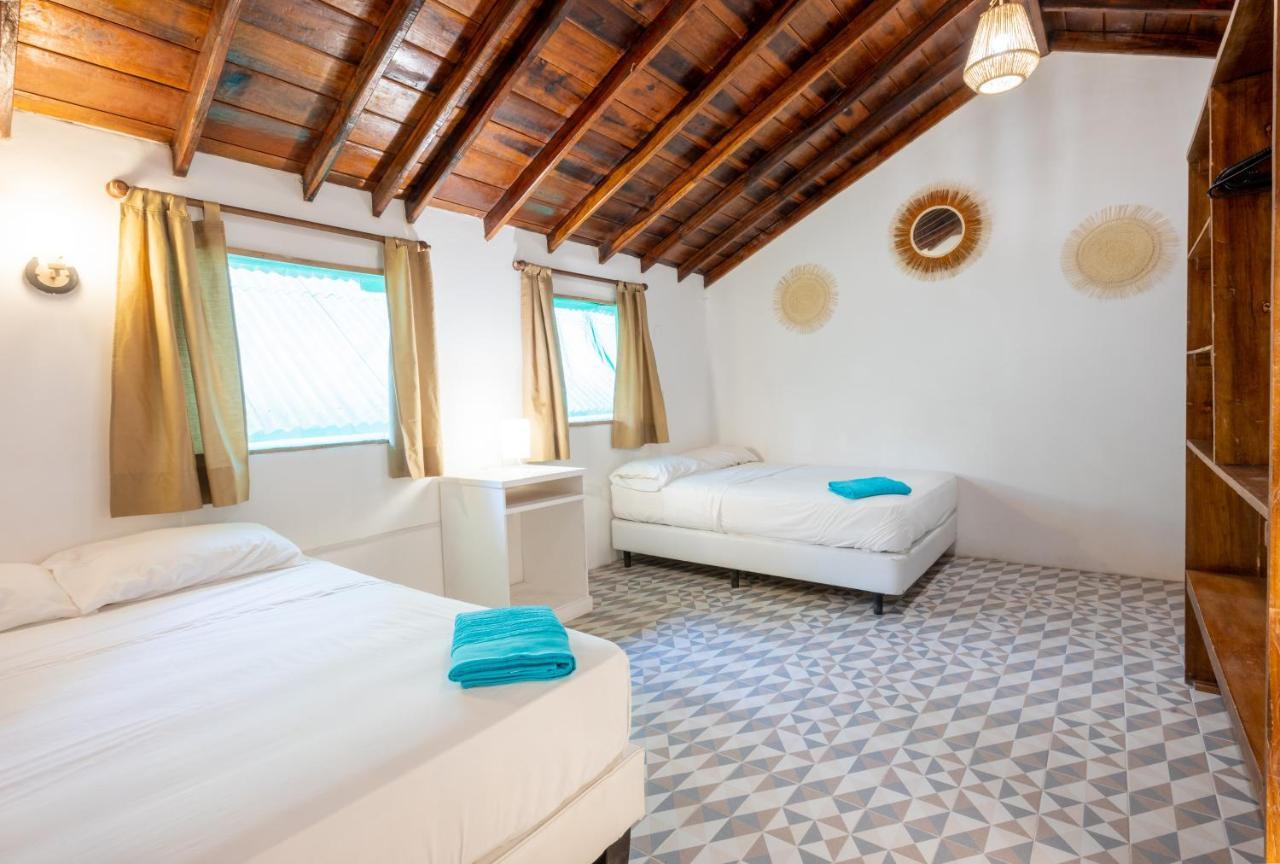 Casa Del Sol Hostel มอนตาญิตาร์ ภายนอก รูปภาพ