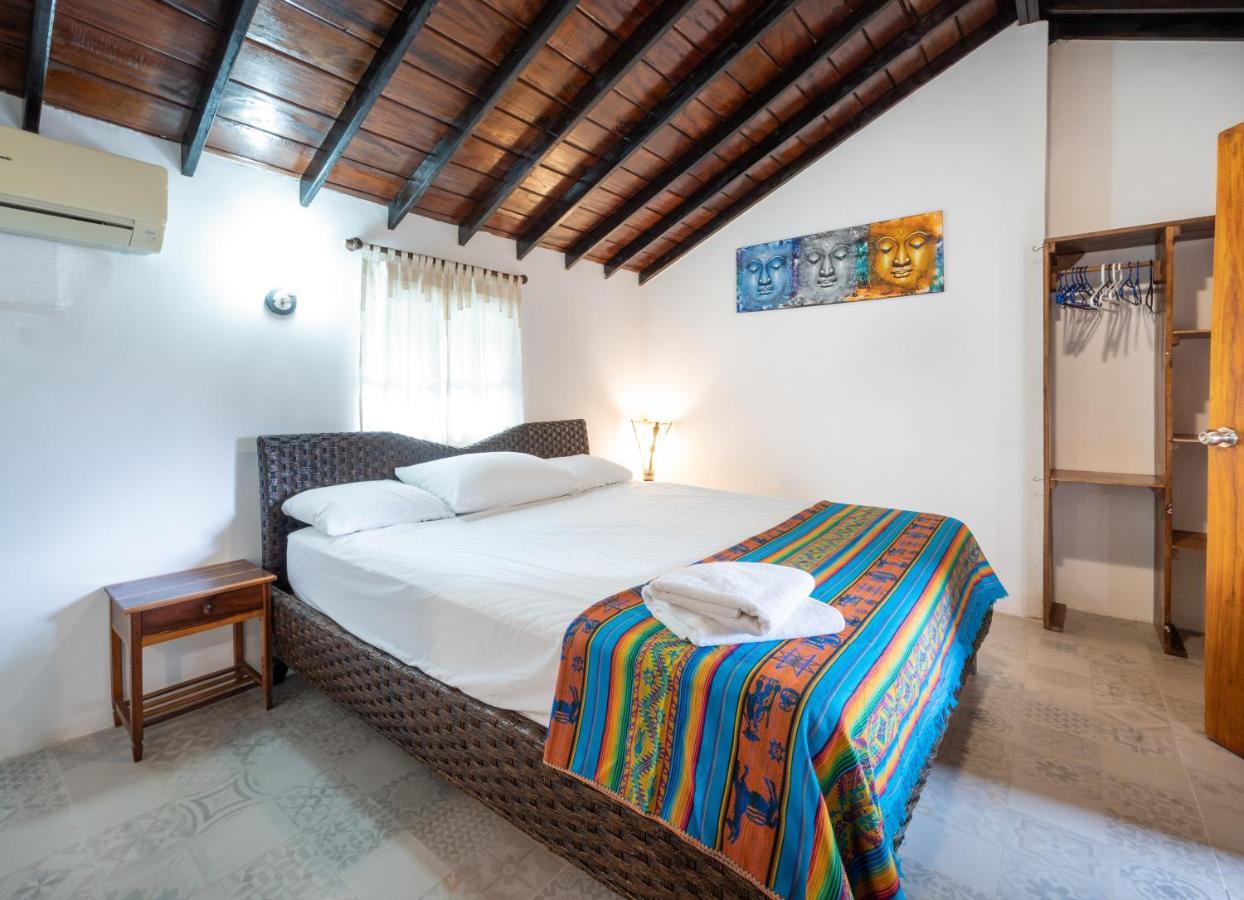 Casa Del Sol Hostel มอนตาญิตาร์ ภายนอก รูปภาพ
