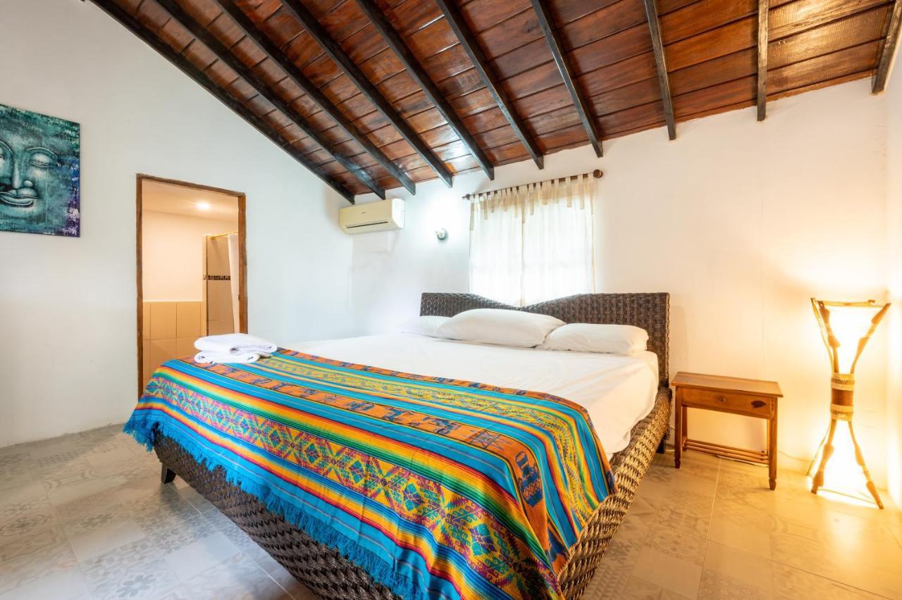 Casa Del Sol Hostel มอนตาญิตาร์ ภายนอก รูปภาพ