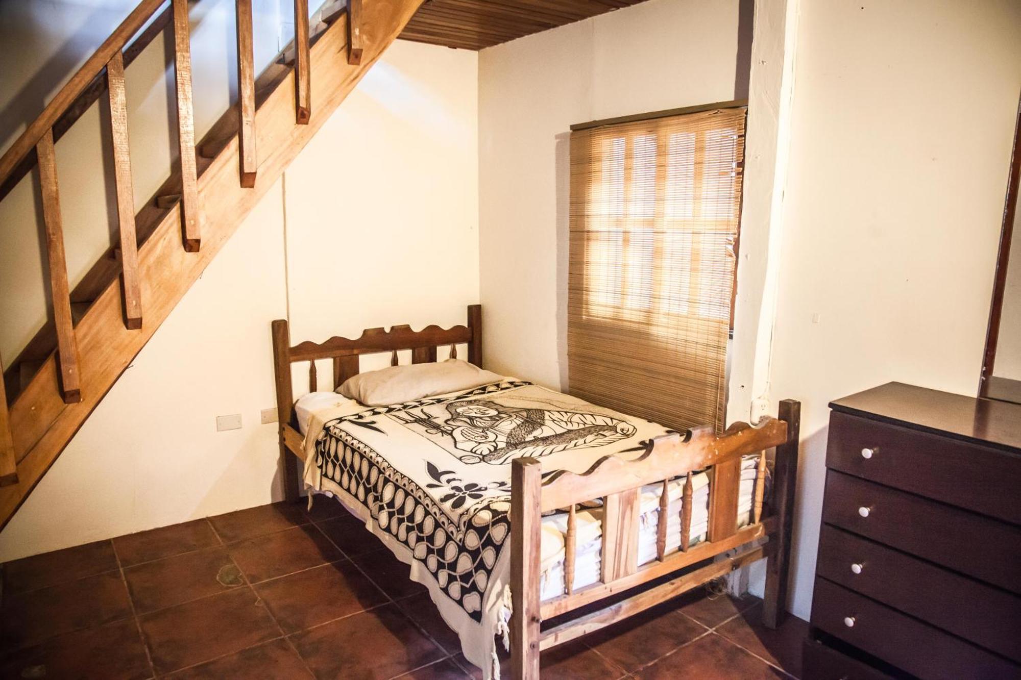 Casa Del Sol Hostel มอนตาญิตาร์ ห้อง รูปภาพ